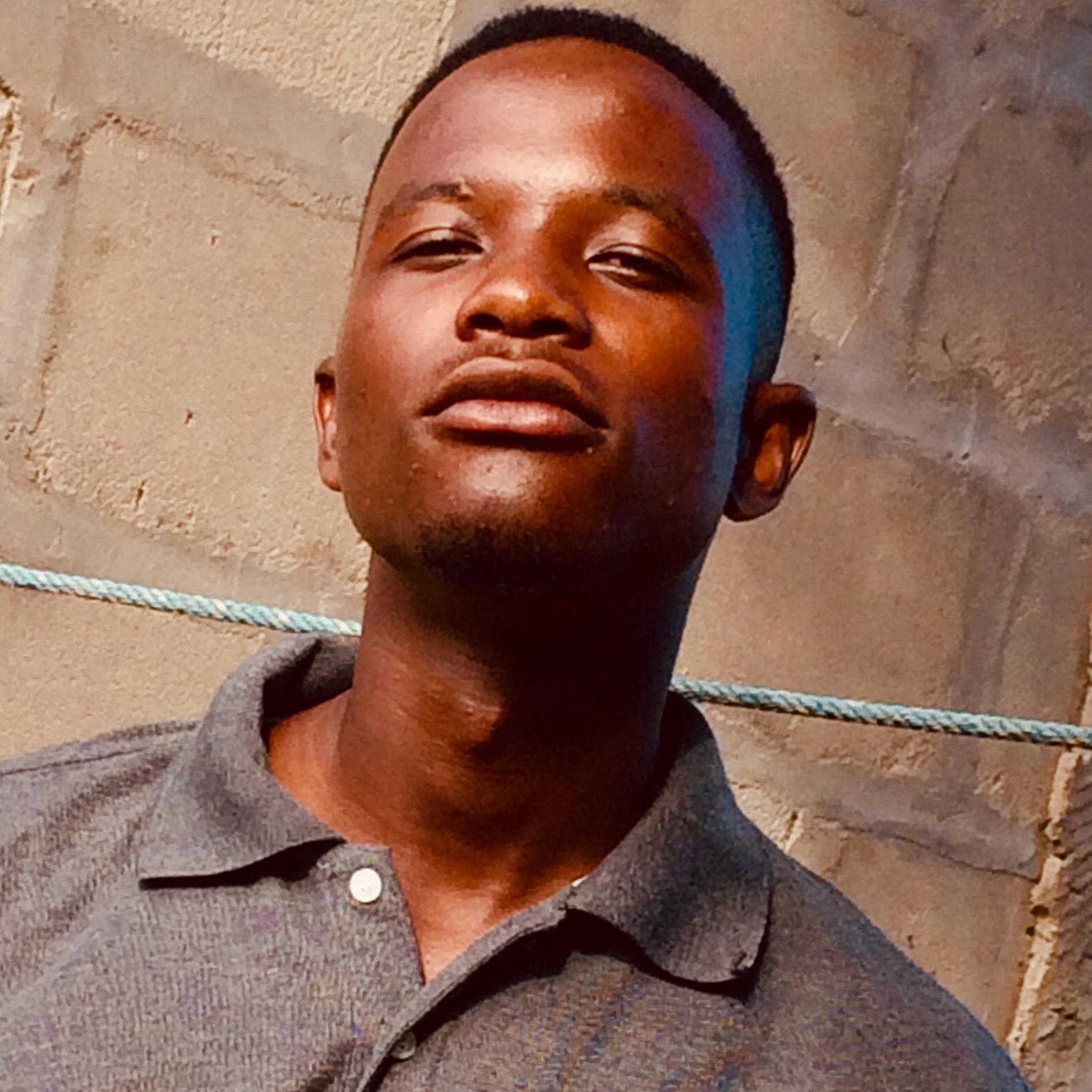 RIZIKI NZOWA